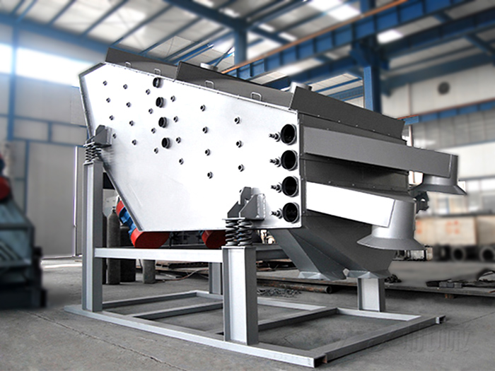 概率篩多用于礦場大型的篩分場地和一些比較較大，對(duì)設(shè)備破壞程度高的物料進(jìn)行篩分。